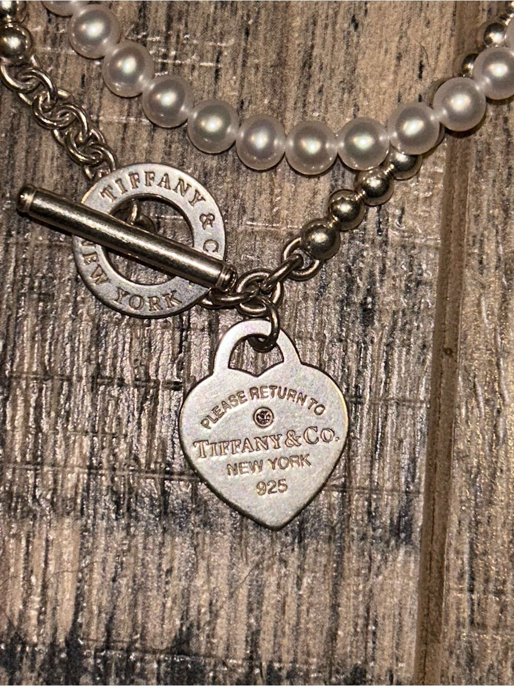 Tiffany & Co. Pearl and Silver Wrap Bracelet with Heart Tag - Picture 4 of 4